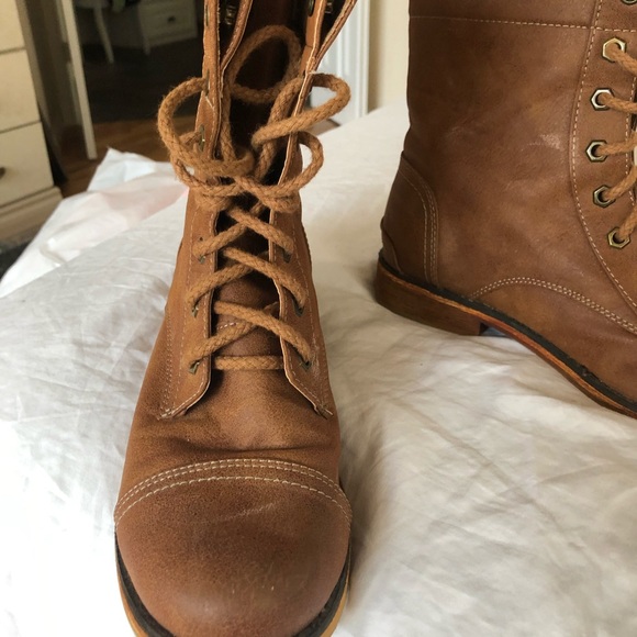 Combat boot - Picture 2 of 3